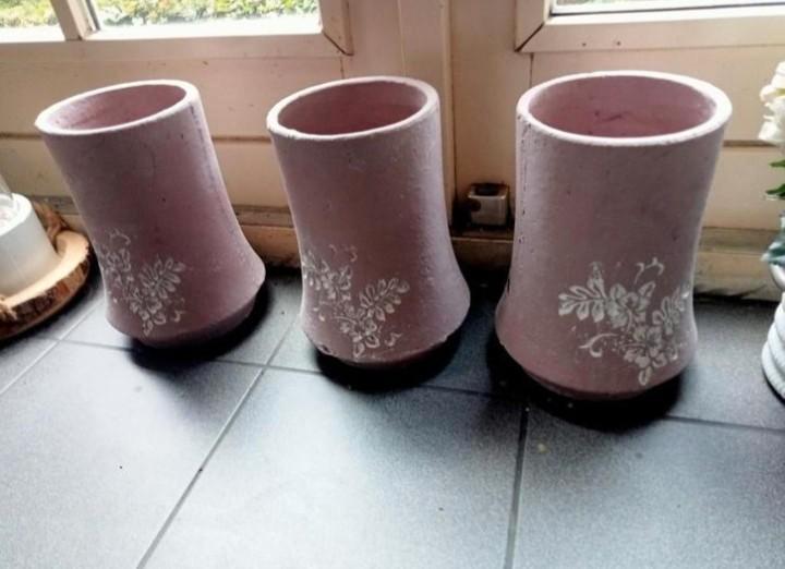 3x bloempot roze - beton/steen - 30cm hoog, Tuin en Terras, Bloempotten, Gebruikt, Beton, Binnen, Balkon, Tuin, Minder dan 40 cm