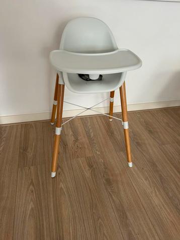 Kinderstoel incl. Verkleiner beschikbaar voor biedingen