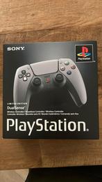 PS5 30th Anniversary Controller | Nieuw en Sealed, PlayStation 5, Nieuw, Ophalen of Verzenden, Controller