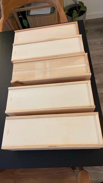 Wijnkist te koop / Wijnkisten te koop beschikbaar voor biedingen