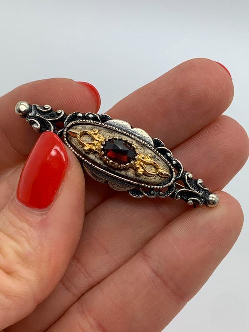 X331 Prachtige zilveren granaat broche, Sieraden, Tassen en Uiterlijk, Antieke sieraden, Broche, Zilver, Met edelsteen, Verguld