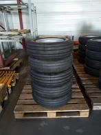 30 x 8.8 x R15 Nieuwe banden met velgen, Zakelijke goederen