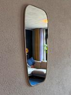 Vintage mid-century asymetrische spiegel met Gouden Rand, Huis en Inrichting, Woonaccessoires | Spiegels, Ophalen, Minder dan 50 cm