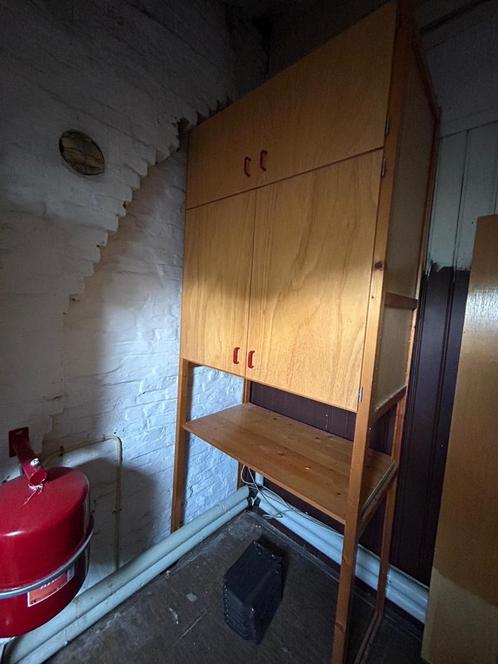 Lundia opbergkast!, Huis en Inrichting, Kasten | Boekenkasten, Gebruikt, 50 tot 100 cm, 150 tot 200 cm, 25 tot 50 cm, Met deur(en)