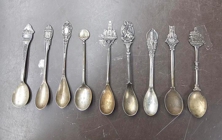 9 prachtige Zilveren theelepeltjes, Antiek en Kunst, Antiek | Bestek, Ophalen of Verzenden