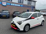 Toyota Aygo 1.0 VVT-i | X-Fun 5-Drs | Airco, Auto's, Toyota, Gebruikt, Euro 6, 4 stoelen, Wit