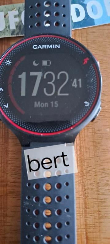 Garmin forerunner 235  beschikbaar voor biedingen