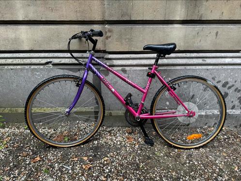 Dames sport fiets retro mountainbike atlas mdf opknapper, Fietsen en Brommers, Fietsen | Dames | Sportfietsen en Toerfietsen, Zo goed als nieuw