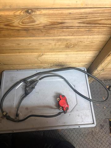 Remsysteem achterzijde gilera runner 125 180 beschikbaar voor biedingen