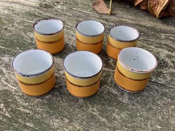 Vintage Servies Midwinter Stonehenge Sun Eierdoppen beschikbaar voor biedingen