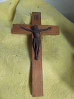 14590)  antiek houten kruis met koperen  Jezus 30x17cm, Ophalen of Verzenden
