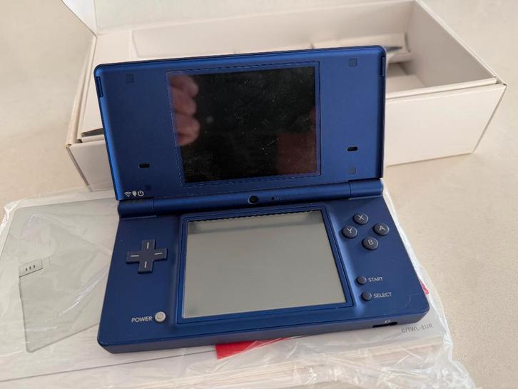 Nitendo DSi, geheel compleet, zeer weinig gebruikt., Spelcomputers en Games, Spelcomputers | Nintendo DS, Zo goed als nieuw, Dsi