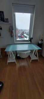 IKEA Bureau met Melkglas Blad en Schragen, Ophalen, Gebruikt, Bureau