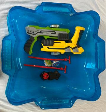 Spinner m.a.d. bak plus 4 spiners beschikbaar voor biedingen