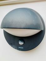 Te koop: Philips June buitenlamp met sensor!, Ophalen, Gebruikt, Minder dan 50 watt, Wandlamp
