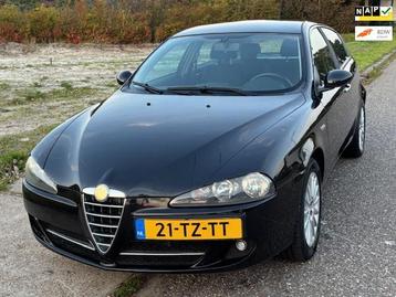 Alfa Romeo 147 1.6 T.Spark Veloce Business 5-Drs ECC Audio/C beschikbaar voor biedingen