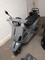 Vespa s 50, Fietsen en Brommers, Snorfietsen en Snorscooters, Ophalen, Gebruikt, Benzine, Vespa
