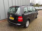 Volkswagen Touran 1.6-16V FSI Business NAP//AIRCO//CRUISE//T, Auto's, Volkswagen, Stof, 4 cilinders, 116 pk, Zwart