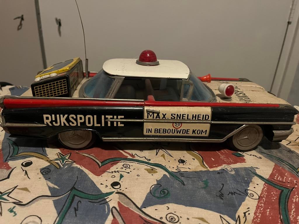 Unieke antieke  rijkspolitie auto bieden vanaf 50!, Antiek en Kunst, Ophalen of Verzenden