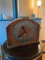 Antieke Klok met Houten Behuizing, Ophalen of Verzenden