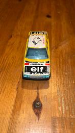 Burago Renault 9 1:43, Hobby en Vrije tijd, Modelauto's | 1:43, Verzenden, Gebruikt, Auto, Overige merken