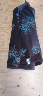 Knipidee rol stof corduroy NIEUW per meter, Hobby en Vrije tijd, Stoffen en Lappen, 120 cm of meer, Ophalen of Verzenden, Ribstof