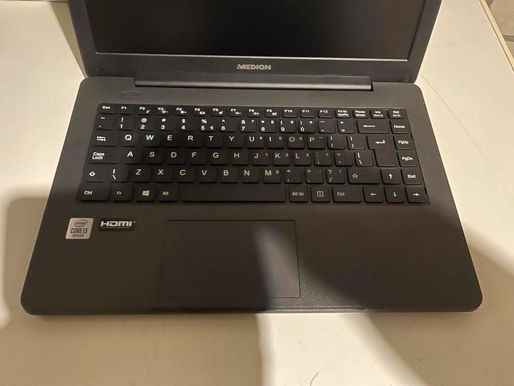 Medion Laptop - Goedkoop!, Computers en Software, Windows Laptops, Gebruikt, 15 inch, HDD, Minder dan 2 Ghz, 4 GB, Qwerty, Met videokaart