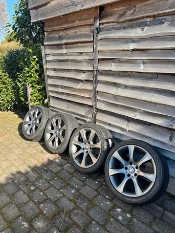 BMW velgen met Vredestein 225/40/18 all season banden beschikbaar voor biedingen