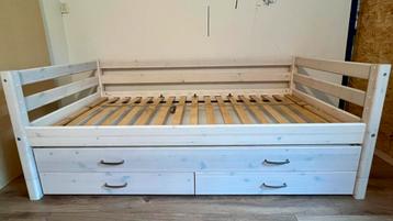 Flexa Classic Bed met onderschuifbed en lades beschikbaar voor biedingen