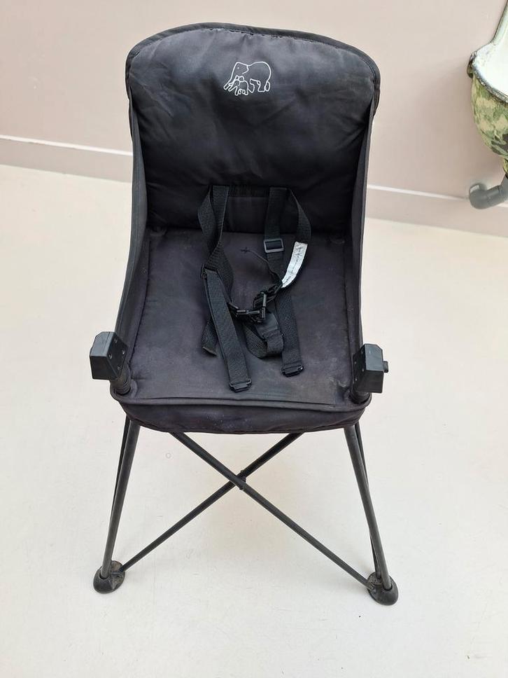 Deryan Camping Kinderstoel met Tafel, Kinderen en Baby's, Kinderstoelen, Gebruikt, Inklapstoel, Afneembaar eetblad, Gordel(s)