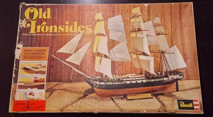 VINTAGE REVELL USS CONSTITUTION MODEL  1969 H-357, Hobby en Vrije tijd, Modelbouw | Boten en Schepen, Zo goed als nieuw, 1:32 tot 1:50