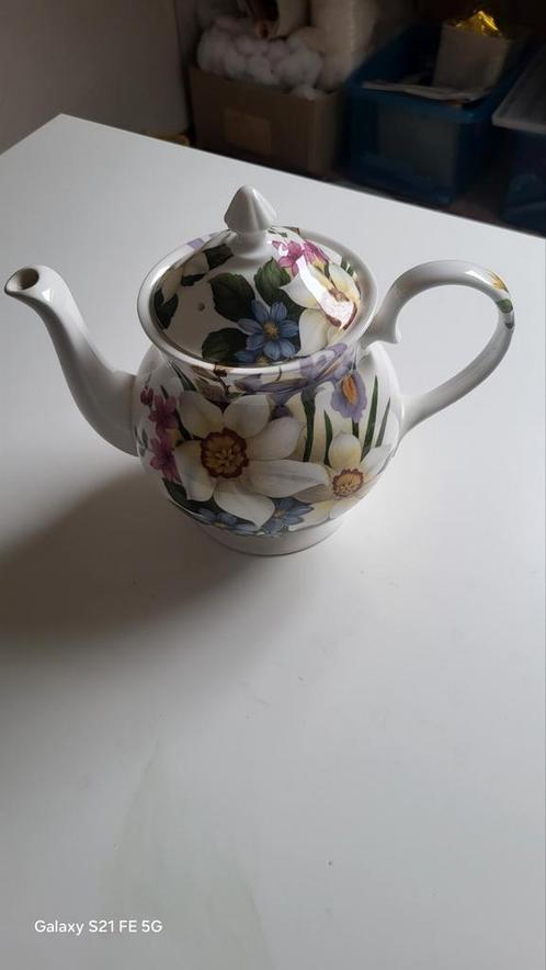 Engels theeservies, Antiek en Kunst, Antiek | Servies los, Ophalen of Verzenden