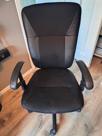Wit Ikea bureau 