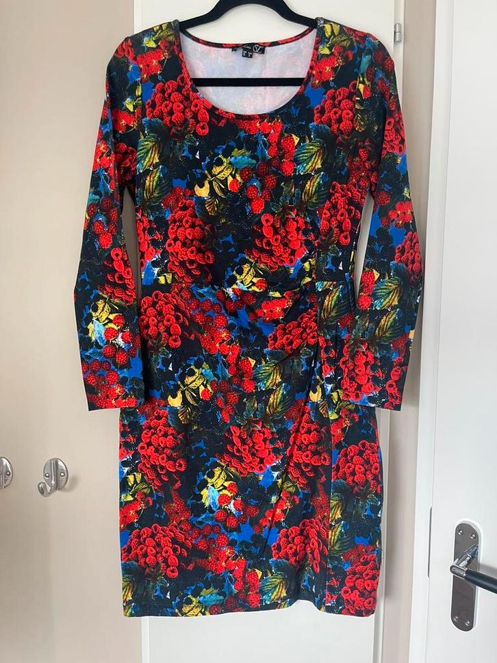 Smashed Lemon stretch fruit print jurk  maat M / 38, Kleding | Dames, Jurken, Zo goed als nieuw, Maat 38/40 (M), Rood, Knielengte