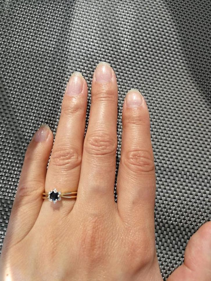 Gouden ring met blauwe saffier - Diamond Point, Sieraden, Tassen en Uiterlijk, Ringen, Zo goed als nieuw, Dame, Kleiner dan 17