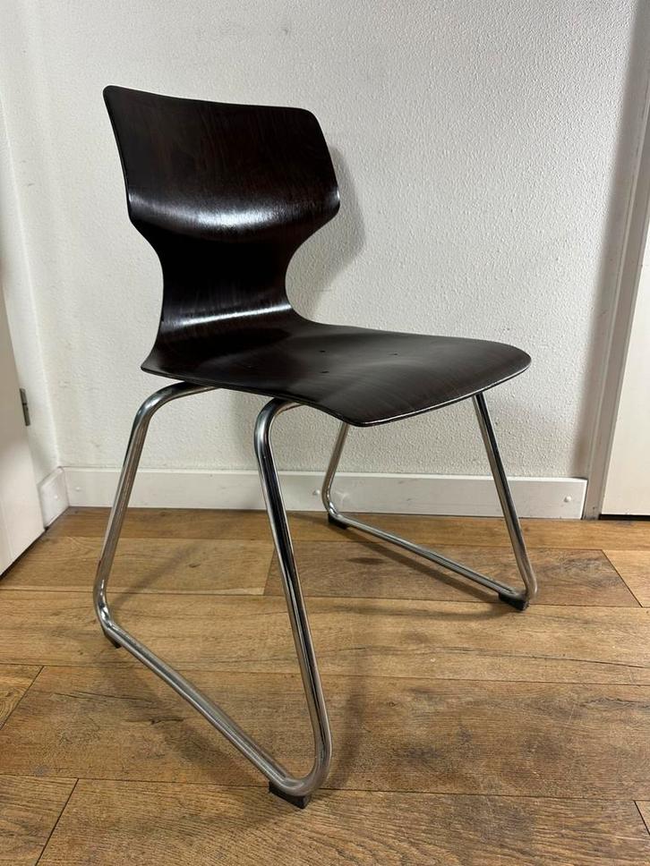 39 prachtige vintage Flötotto Pagholz stoelen. Heel mooi !!, Huis en Inrichting, Stoelen, Gebruikt, Vijf, Zes of meer stoelen