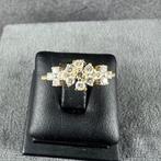 Gouden Ring | 18k* | 2,39g | bloem briljant | 15,5 | 377634, Sieraden, Tassen en Uiterlijk, Gebruikt, Ophalen of Verzenden, Kleiner dan 17