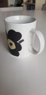 Marimekko Unikko mok, Huis en Inrichting, Keuken | Servies, Ophalen of Verzenden, Zo goed als nieuw, Overige stijlen, Kop(pen) en/of Schotel(s)