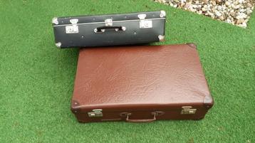Koffers  2 stuks vintage beschikbaar voor biedingen