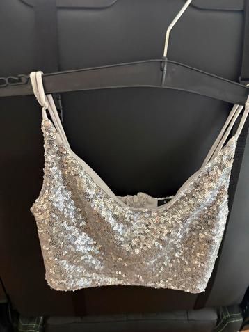 Glitter Top beschikbaar voor biedingen