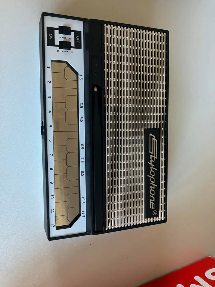 Stylophone Pocket Synthesizer - Retro Sound!, Muziek en Instrumenten, Synthesizers, Gebruikt, Overige aantallen, Overige merken