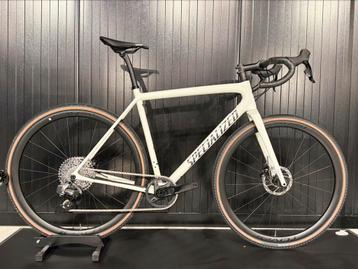 Nieuwe Specialized Crux Expert 56cm carbon wielen&Sram AXS beschikbaar voor biedingen