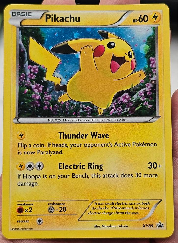 Pikachu HOLO XY89 Promo, Hobby en Vrije tijd, Verzamelkaartspellen | Pokémon, Zo goed als nieuw, Ophalen of Verzenden