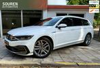 Volkswagen Passat Variant 1.4 TSI PHEV GTE Business / Pano /, Gebruikt, Wit, 1600 kg, 13 kWh