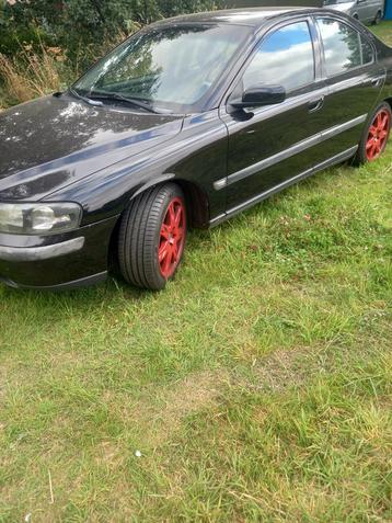 Volvo S60 2.4 140PK 2003 Zwart beschikbaar voor biedingen