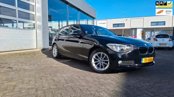 BMW 1-serie 116i Business/Automaat*Pdc*Cruise*Navigatie*Trek beschikbaar voor biedingen