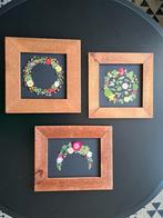 Set van 3 schilderijtjes van droogbloemen, Minder dan 50 cm, Ophalen of Verzenden, Zo goed als nieuw, Minder dan 50 cm