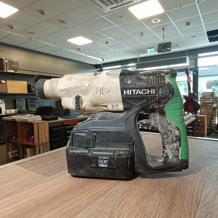 Hitachi DH24DVC Klopboormachine | 2 Accu's+Lader | Met garan, Caravans en Kamperen, Kampeergereedschap, Zo goed als nieuw