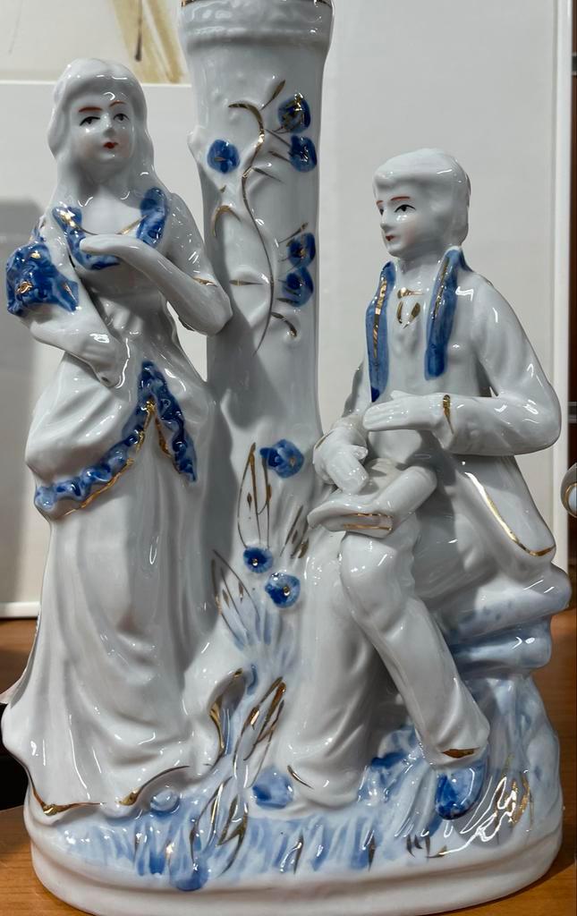 Vintage Porseleinen Beeldje Koppeltje, Antiek en Kunst, Antiek | Porselein, Ophalen of Verzenden