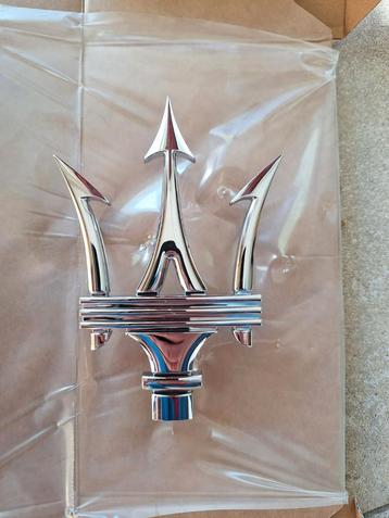 Maserati Embleem Drietand - Nieuwstaat! beschikbaar voor biedingen